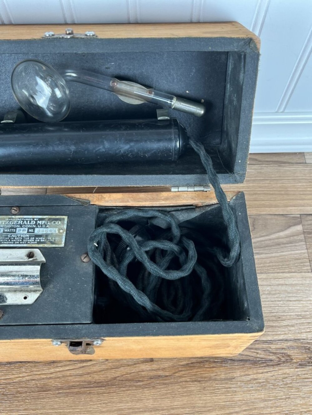 Antique Fitzgerald Mfg Violet Ray Quack Machine RARE Device - Picture 5 of 11